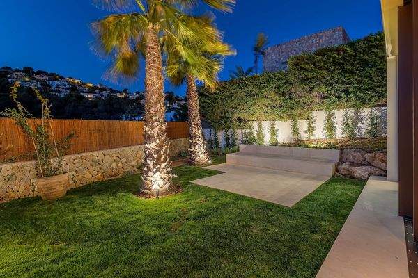 Claire Martin Lluna 23-19-2.JPG