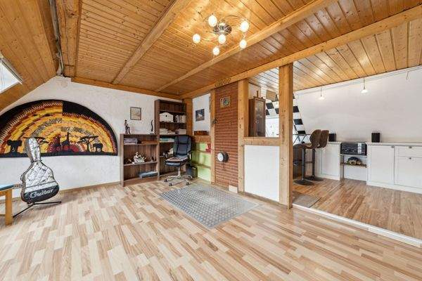 Dachgeschoss Wohnraum