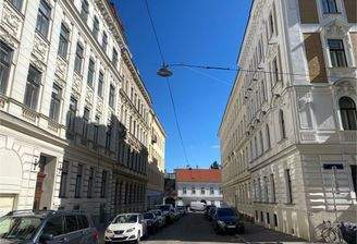 Wohnung mit Balkon in dieser Umgebung 