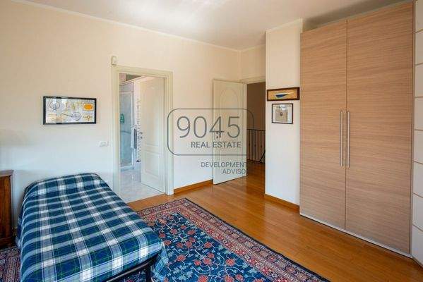 Exklusives Villenanwesen mit Seeblick in Garda - Gardasee