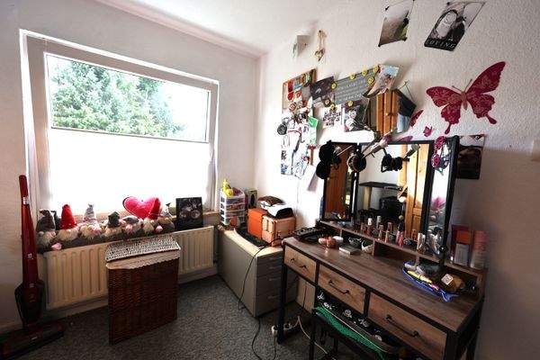 Arbeitszimmer (1.OG)