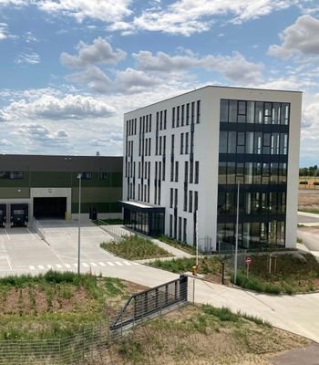 Bürogebäude Airport Leipzig 2_Foto von BREMER.jpg