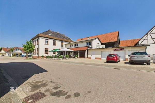 Terrasse Garagen Stellplätze 