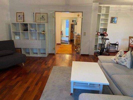 Blick Wohnzimmer-Flur.jpeg