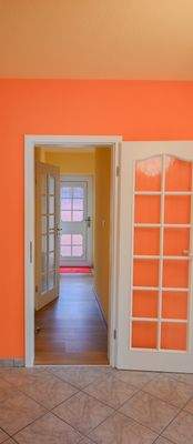 Nebenbereich mit Ausgang zum Hof