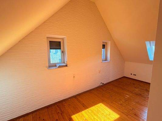 ZUSÄTZLICHER PLATZ IM DG 