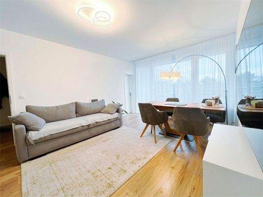 Wohn- und Essbereich