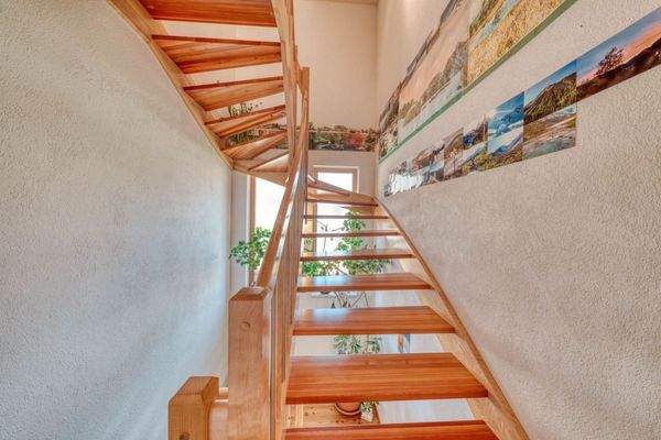 Stiegenaufgang | Erster Stock