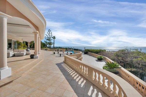 Terrace in villa in Costa d'en Blanes 2