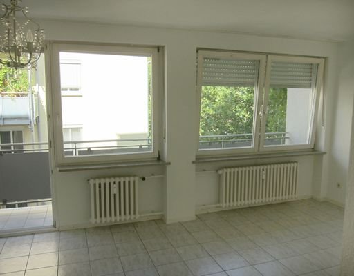 Wohnen mit Zugang zum Südwest Balkon.jpg