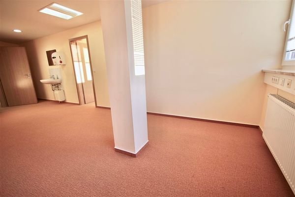 Behandlung/Büro