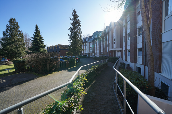 Hauseingang mit Rampe 