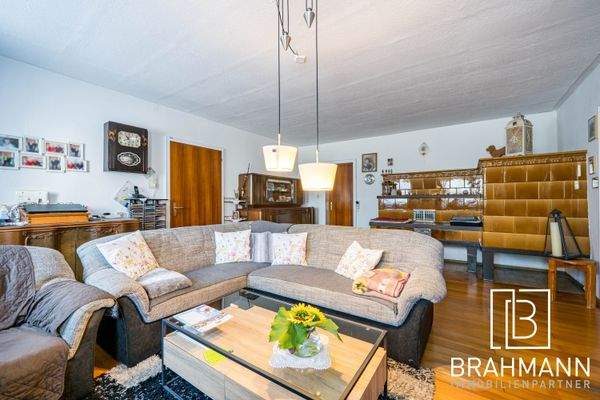 Zentrales Wohnzimmer EG