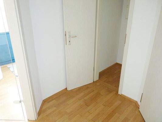 Flur mit Abstellraum