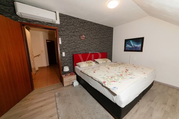 Schlafzimmer OG III