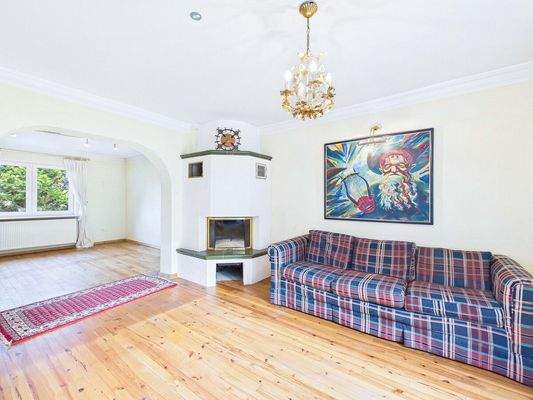 Villa mit Parkgrundstück und Pool in Beaumarais