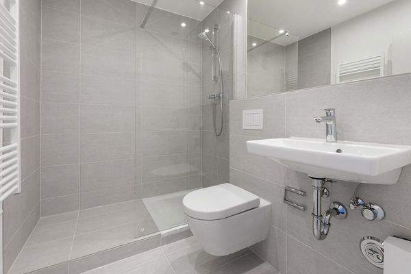 Badezimmer Ansicht 1