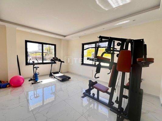 Sea View Apartment within Social Activities in Alanya
