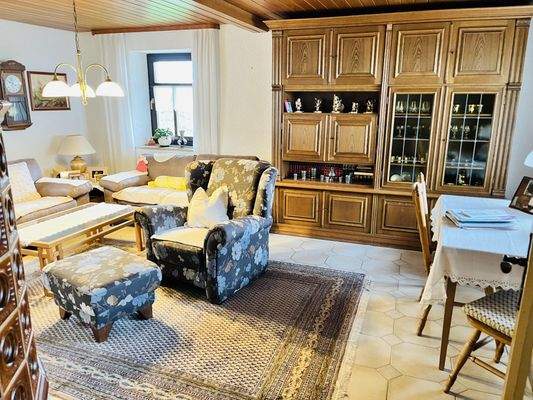 gemütliches Wohnzimmer (EG)