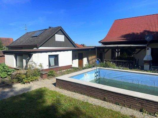 EFH mit Nebengebäude