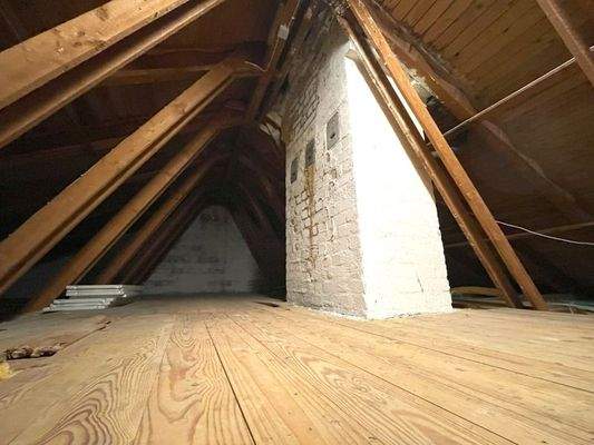 Dachstuhl andere Richtung