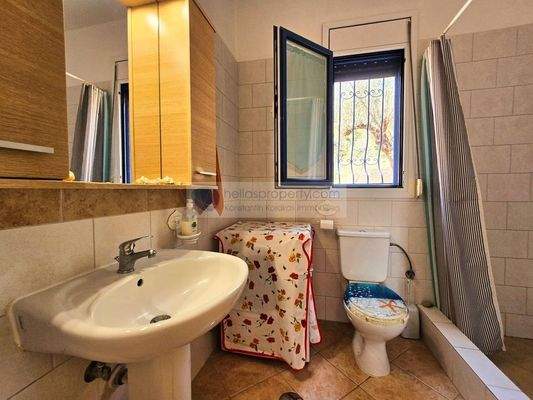 5e28070b09814917a070c4abd0fc0b32-original