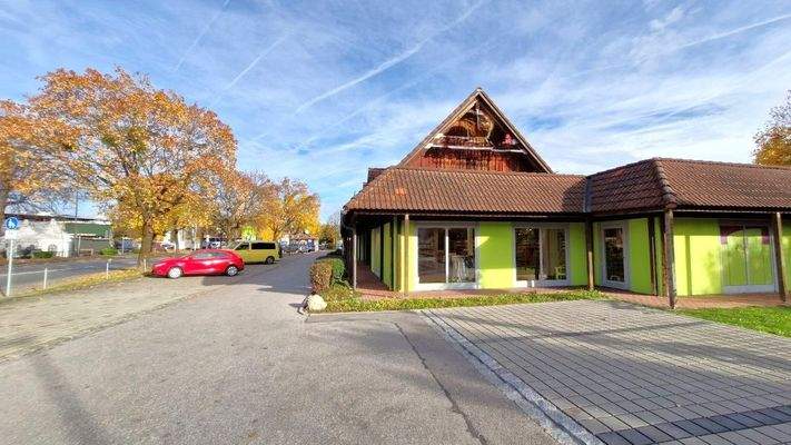 Blick über die Parkplätze