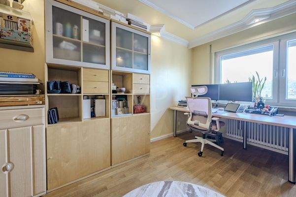 Schlafzimmer / Büro 1