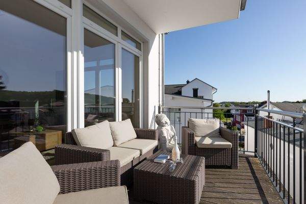 Der großzügige Sonnenbalkon