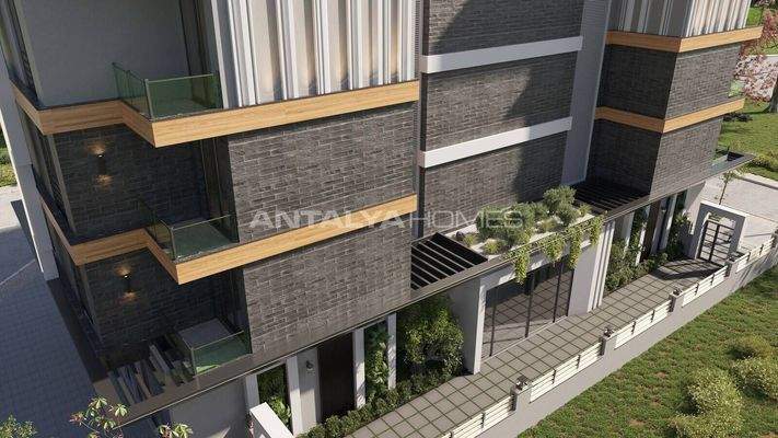 Sea and City-View Flats near the Beach in Alanya Oba