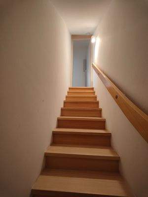 Treppe ins Untergeschoss