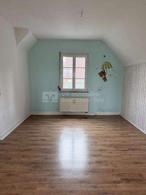 Zimmer mit Küchenanschlüssen