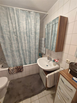 innenliegendes Bad mit Wanne 