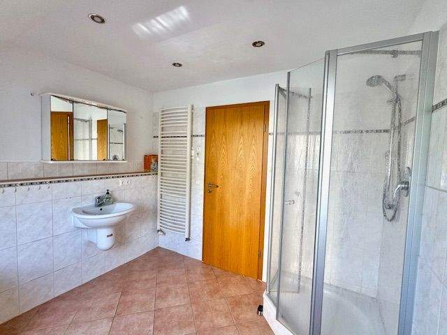 Maisonette-Wohnung mit Balkon und atemberaubender Aussicht - Foto 5