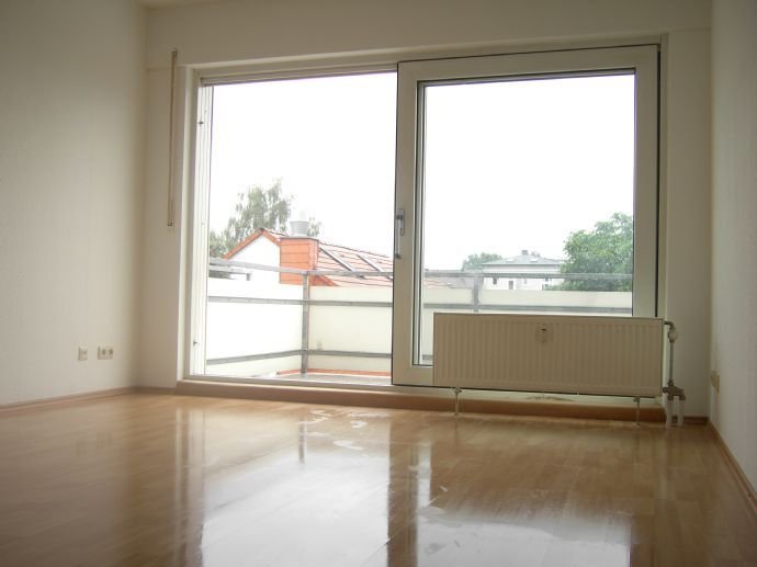 helles traumhaftes 1 Zimmer-Apartment mit Balkon in Frankfurt/M. - Niederrad **ohne Maklergebühr**