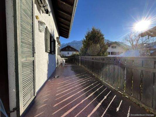 Großer Balkon 1. OG