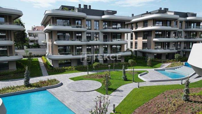 Apartments in a Project Close to the Coast in İstanbul