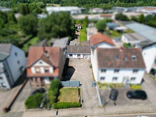 Baugrundstück mit Bungalow in Saarbrücken 