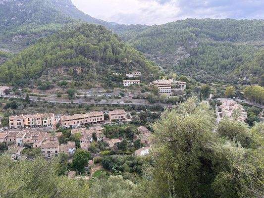 058bf502-bcc9-422a-8b5f-13d1aa9d3eb3