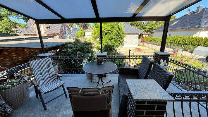 Terrasse überdacht