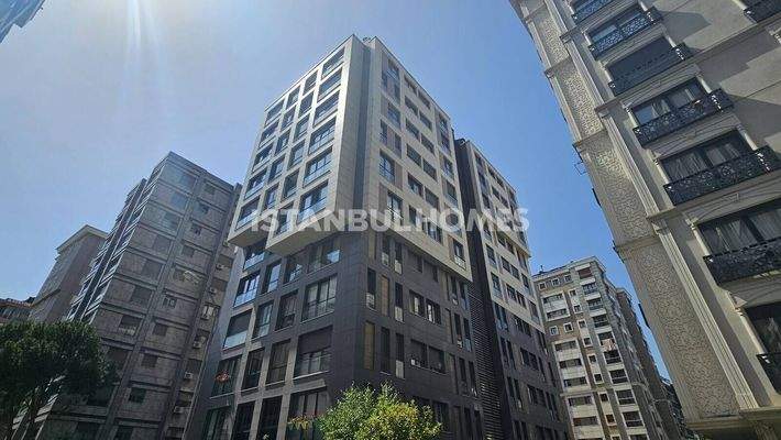 Duplex Apartment in an Upright Location in Kadikoy Istanbul