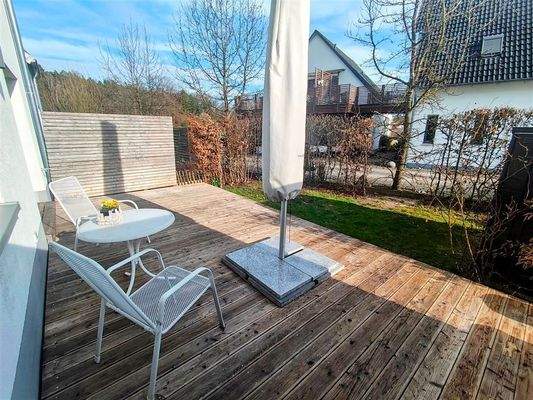 gemütliche Gartenterrasse...