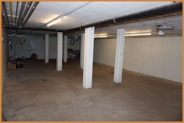 Lagerfläche UG mit Grube