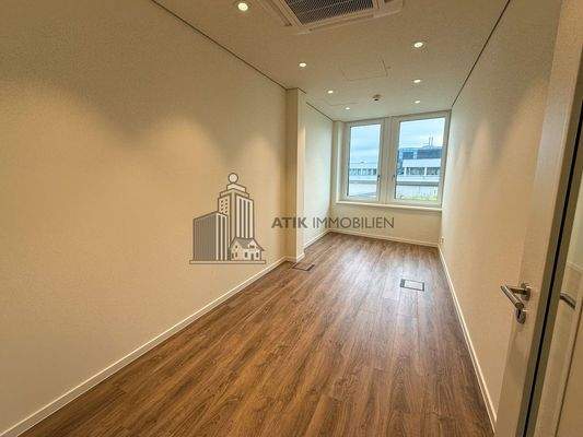 Büro- und Praxisfläche