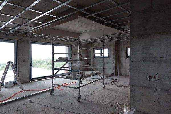 Lichtdurchströmt und geräumig