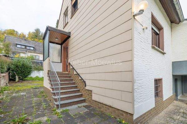 3445 überdachter Eingangsbereich