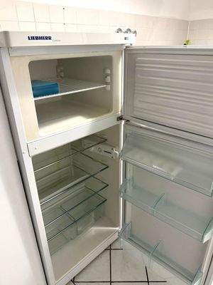 Ansicht Kühl- und Gefrierschrank