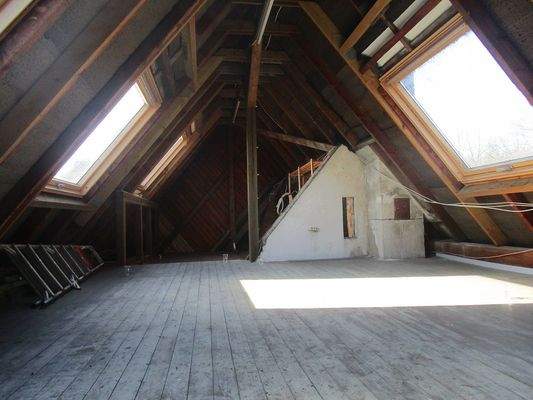 Dachboden Ausbaureserve 1