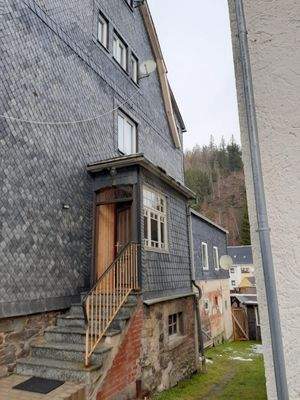 Haus Außenansicht 3.jpg