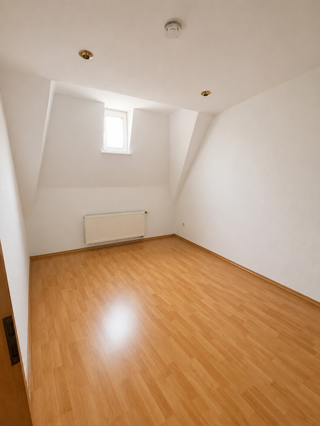 Großzügige 4-Raum-Wohnung mit ca. 90 m² – Einbauküche möglich! - Photo 4